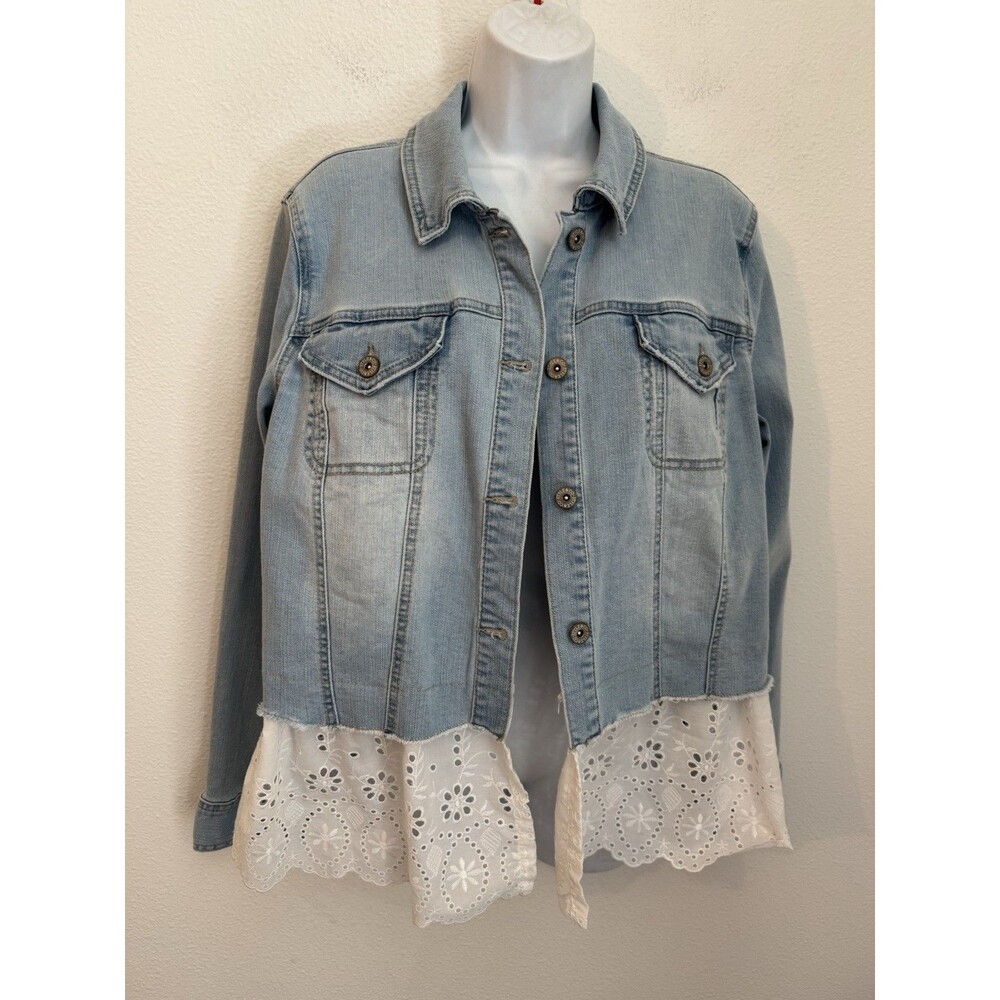 Style And Co Womens Denim Blue Light Wash White Eyelet Ruffle Hem Girly L EUC
